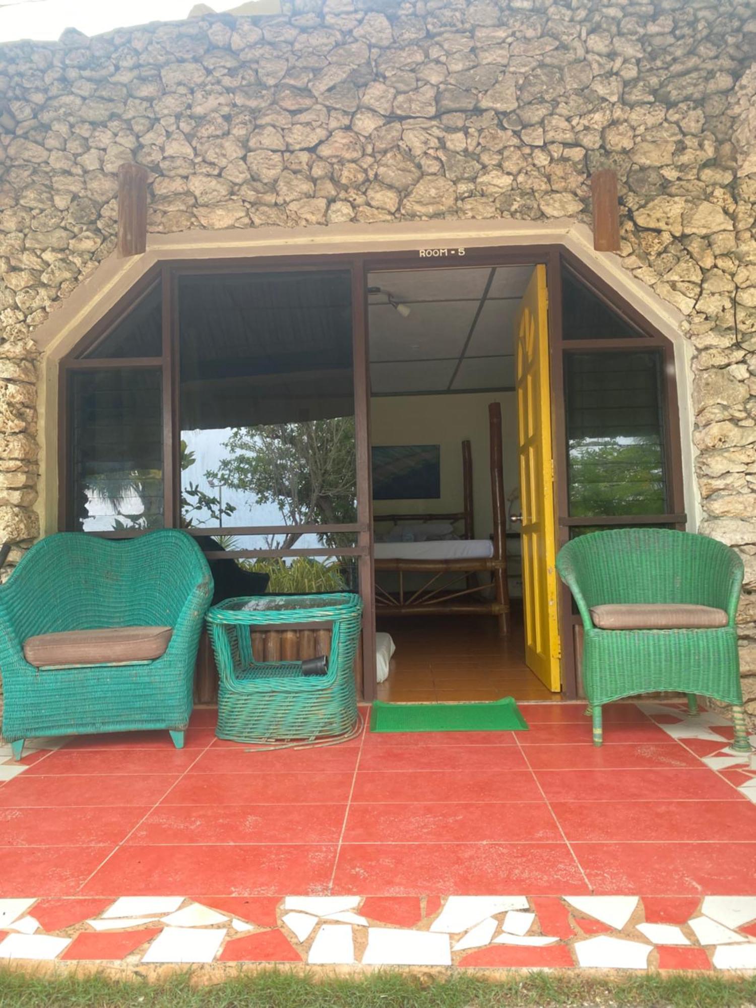 Ravenala Beach Bungalows Moalboal Exteriér fotografie